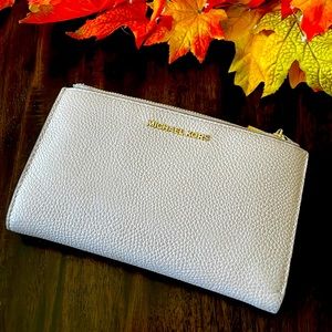 MICHAEL KORS Adele Leather Smartphone Wallet Pink